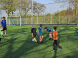 Trainingsavond S.K.N.W.K. JO7-1, JO11-1JM en JO12-1JM van maandag 8 april 2024 (51/79)